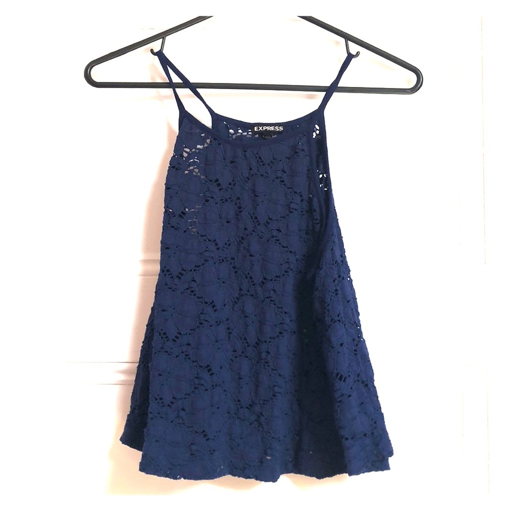 Size M lacy Express top